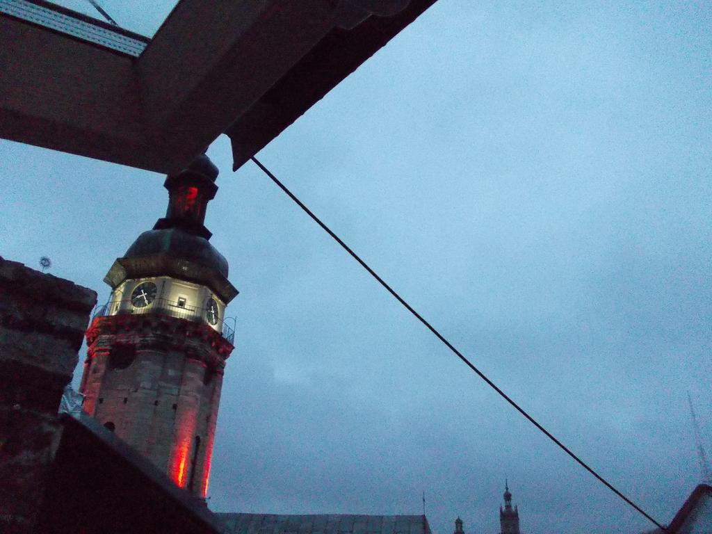 Lviv Amazing Rooftop Apartment Exterior foto
