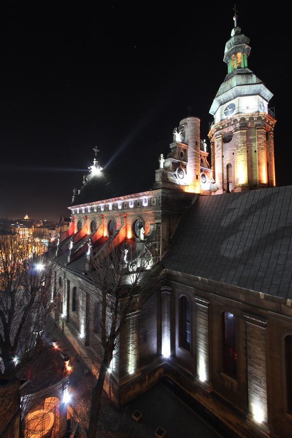 Lviv Amazing Rooftop Apartment Exterior foto